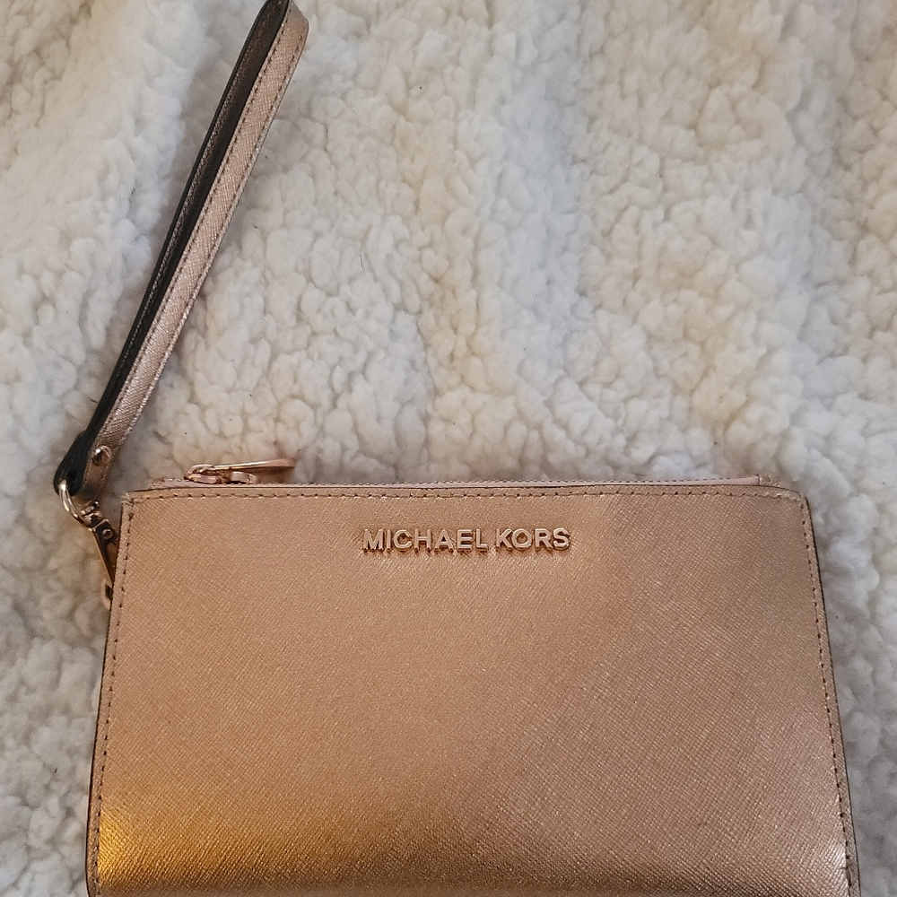 Michael Kors Rose Gold Wristlet